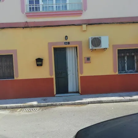 Homestay Cerca De Sevilla, Aerodromo, Bosque Suspendido